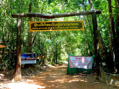 Entrance to the National Park of Sra Morakot