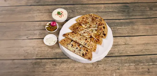 1 Chicken Keema Cheese Paratha With Curd [100 Ml]