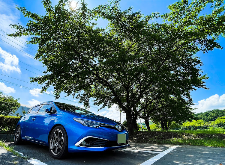 オーリスのオーリス・オーリスハイブリッド・オーリスはいいぞ・夏っぽい・ラーメン大好きに関するカスタム事例の投稿画像5枚目