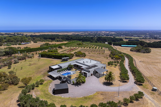 Propriété en bord de mer avec jardin 1