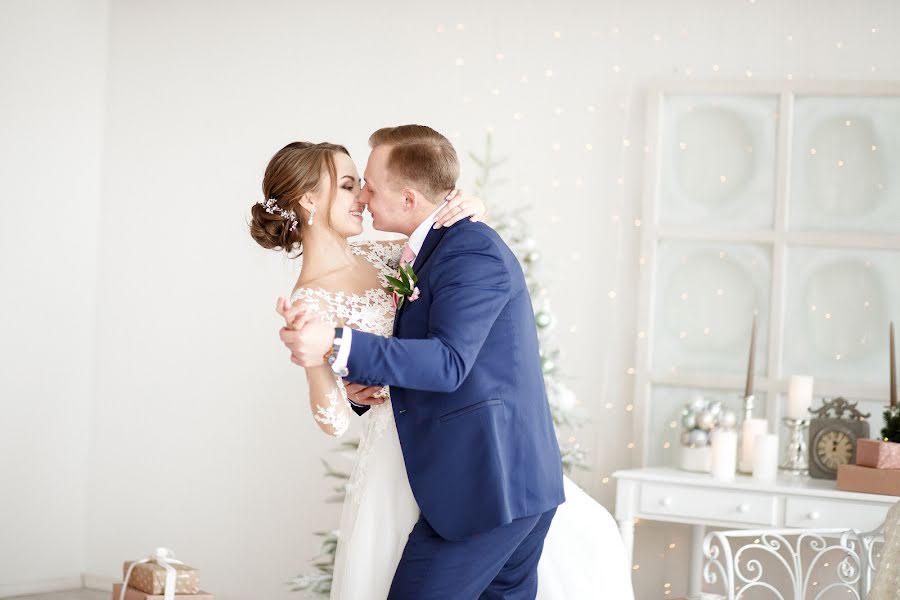 Fotógrafo de bodas Yuliya Belousova (yuliaphoto). Foto del 26 de abril 2018