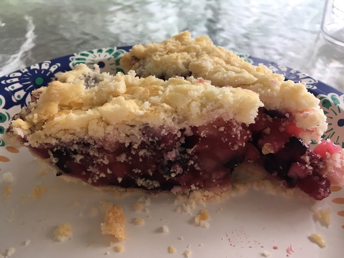 Apple blueberry pie!