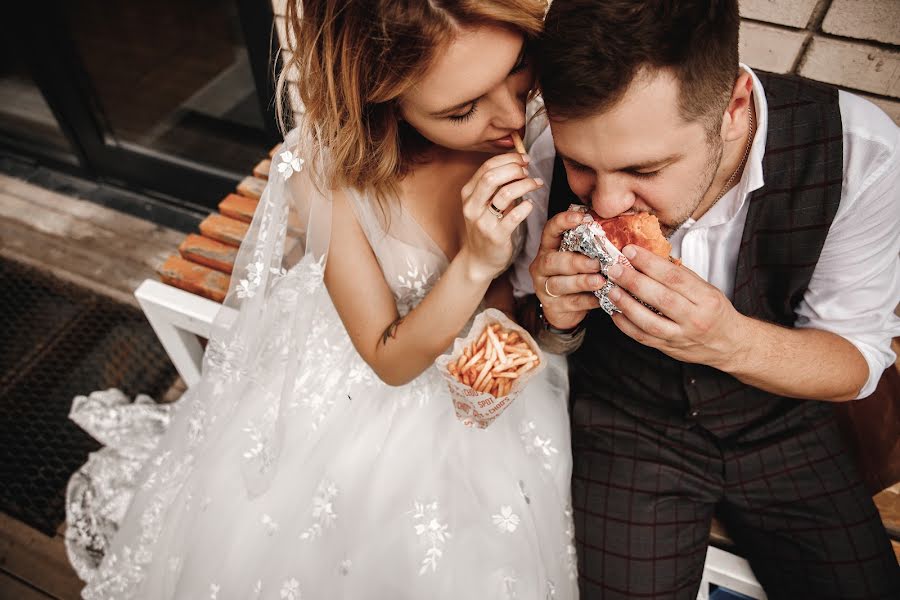 Fotógrafo de casamento Anastasiya Bantik (bow1). Foto de 5 de março 2020