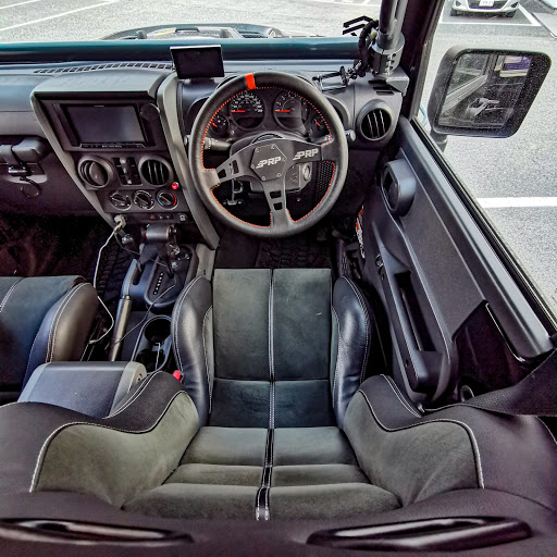 ラングラーアンリミテッド Jk38lのjeep ラングラー アメ車 ハンドル ハンドル交換に関するカスタム メンテナンスの投稿画像 車 のカスタム情報はcartune