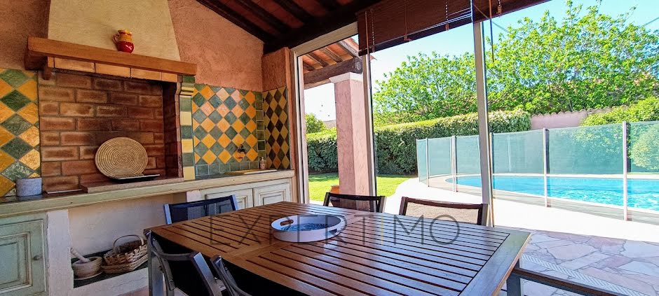 Vente villa 5 pièces 111 m² à Le Muy (83490), 449 900 €