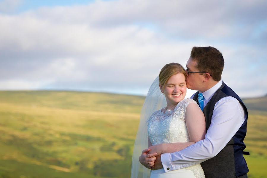 Fotografo di matrimoni Sarah Bradley (sarahbradley). Foto del 19 giugno 2019