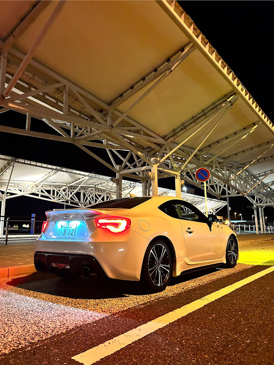 86の86BRZ・86BRZオーナーさんと繋がりたい・ドライブ・#カッコつけていこうに関するカスタム事例の投稿画像2枚目