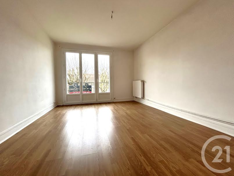 Vente appartement 3 pièces 63.2 m² à Etampes (91150), 135 000 €