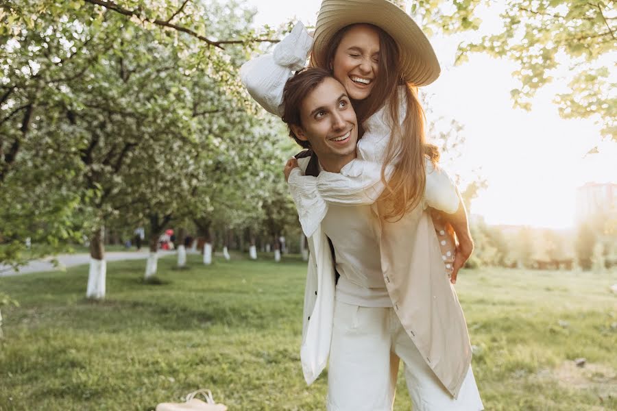 Fotógrafo de casamento Sasha Lavrukhin (lavrukhin). Foto de 2 de junho 2022