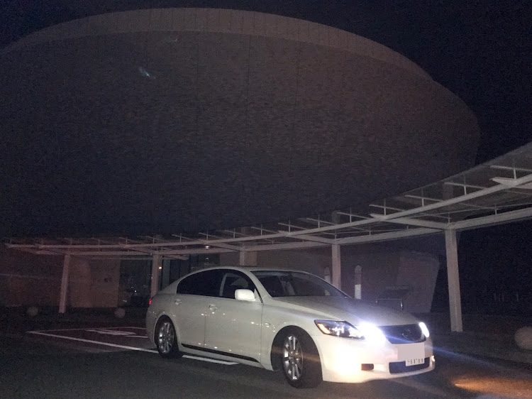 @つ〜さんが投稿した久しぶりの夜間ドライブ〜・iPhoneクオリティ〜( ｡•̀ω-)σσσσσ)*Д* ):.*೨⋆*✩・トヨタレクサスGS・レクサスげーえす・ゲス略してGSに関するカスタム事例の投稿画像2枚目