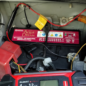 ハイエースワゴン TRH214W