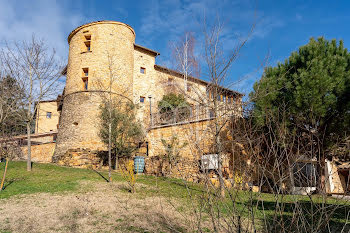 château à Alix (69)