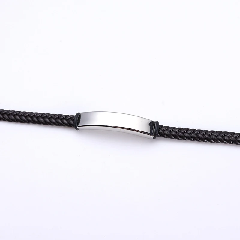 Title 4, Bracciale da uomo vintage in pelle doppia intre...