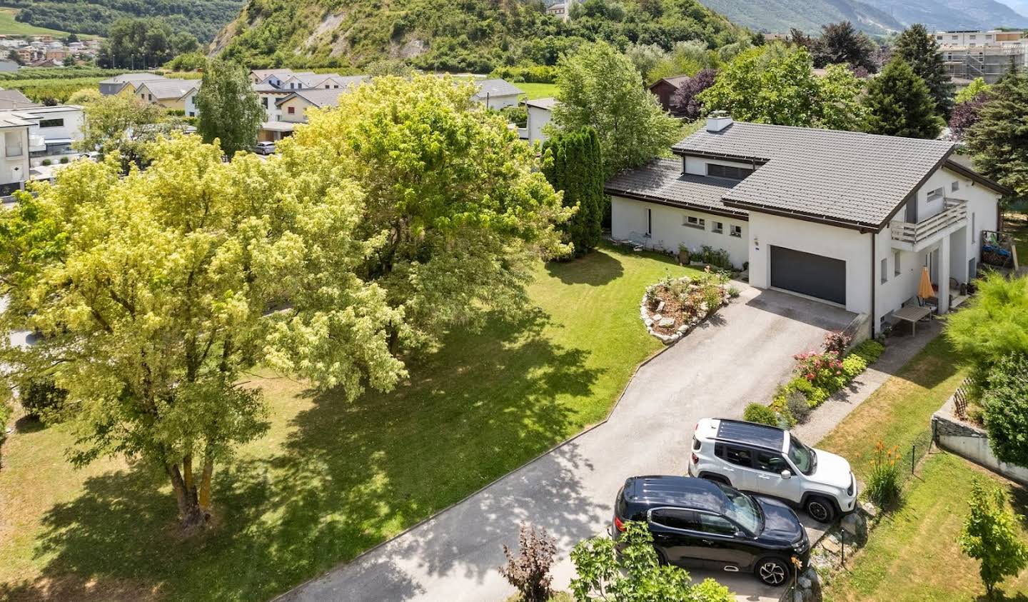 Maison avec jardin et terrasse Sierre