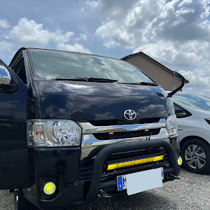 ハイエースバン TRH200V