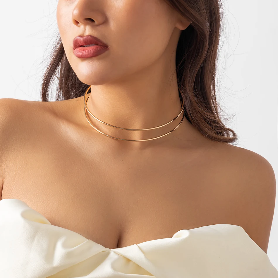 Collier géométrique métallique Sweet Cool Punk pour femmes. Un accessoire cool et original pour un style unique et audacieux, parfait pour toutes les occasions.