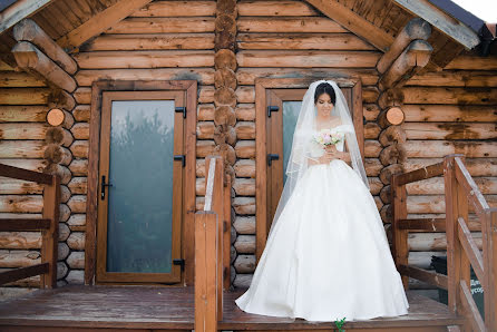 Fotografo di matrimoni Elena Minazova (elenmoon). Foto del 2 maggio 2020