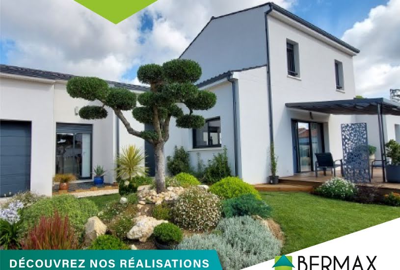  Vente Terrain + Maison - Terrain : 686m² - Maison : 100m² à Coulgens (16560) 