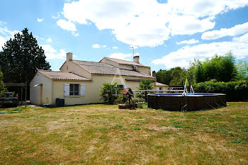 maison à Le Givre (85)