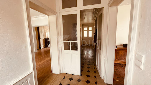 House 4