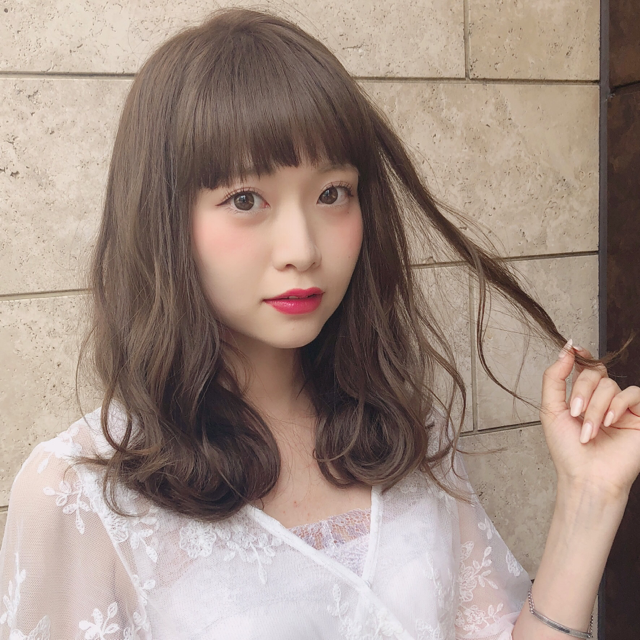 傷んだ毛先は切って イメチェン 秋にもおすすめのショート ボブ ミディアムヘア特集 Trill トリル