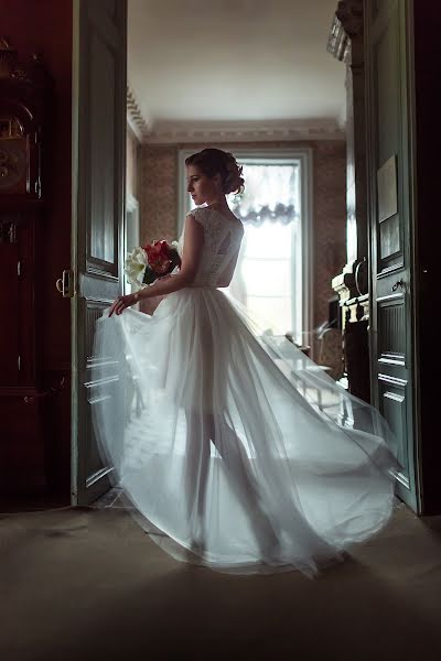 Wedding photographer Lena Astafeva (tigrdi). Photo of 16 March 2015