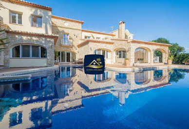 Property with pool 15