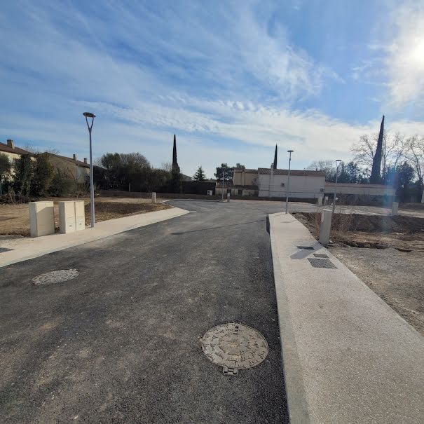 Vente terrain  300 m² à Salon-de-Provence (13300), 188 000 €