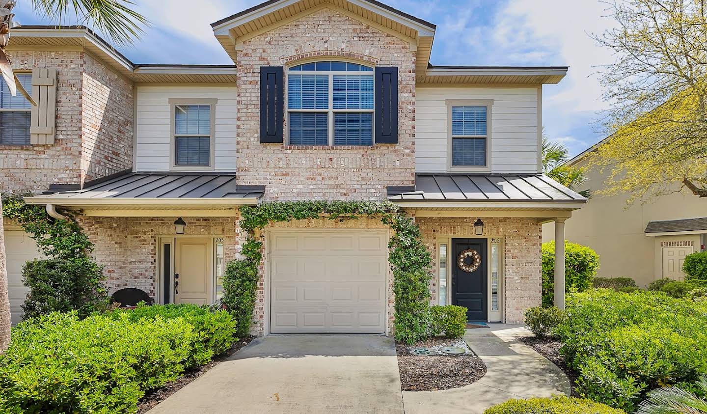 House with pool St. Simons Island