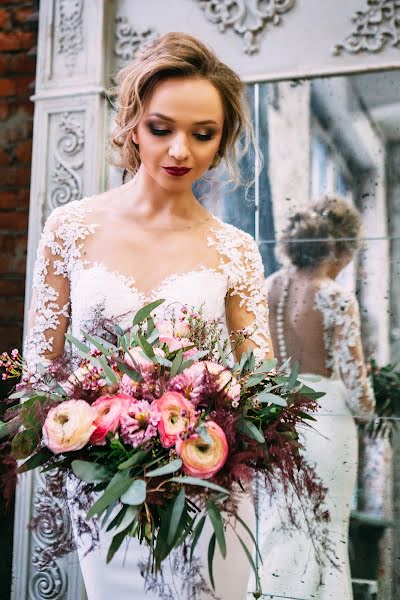 Wedding photographer Evgeniya Golubeva (ptichka). Photo of 12 February 2017