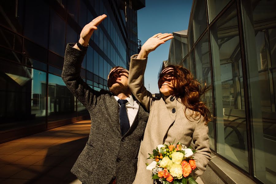 Fotógrafo de casamento Anna Rubcova (annachesnova). Foto de 2 de março 2019