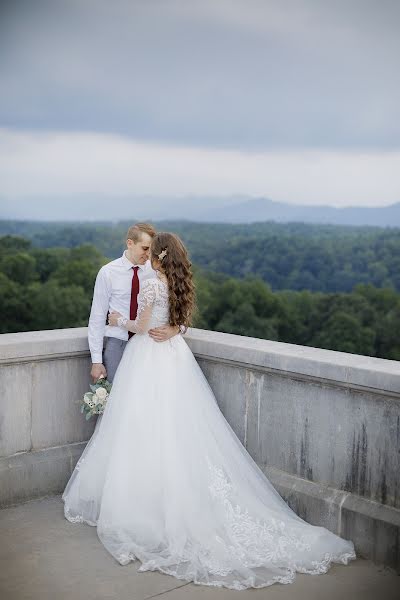 Fotografo di matrimoni Elena Yarmolik (leanahubar). Foto del 8 settembre 2018