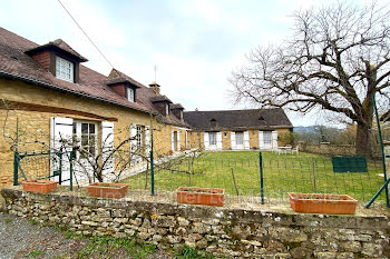 propriété à Beynac-et-Cazenac (24)