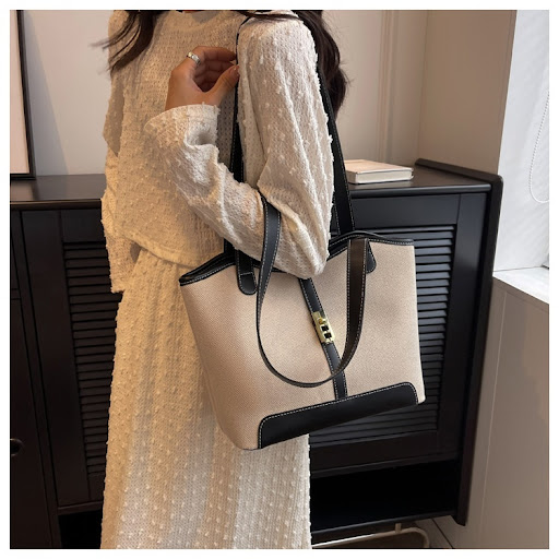 Title 17, Large Capacity Womens Tote Bag Retro Style Spa...