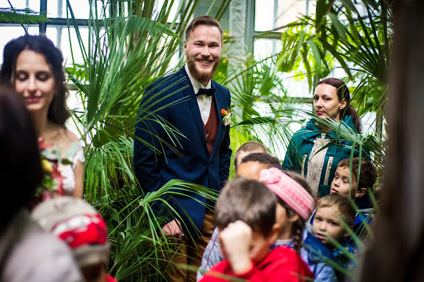 Fotógrafo de casamento Vika Miroshnichenko (vrodekakvika). Foto de 6 de fevereiro 2019