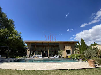 villa à Meyrargues (13)