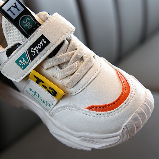 Title 5, Girls Casual Shoes and Sports Shoes. Comfortab...