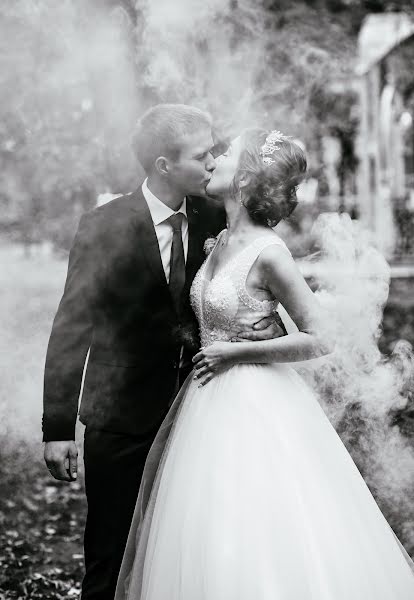 Bröllopsfotograf Guzel Kugusheva (guly). Foto av 29 april 2020