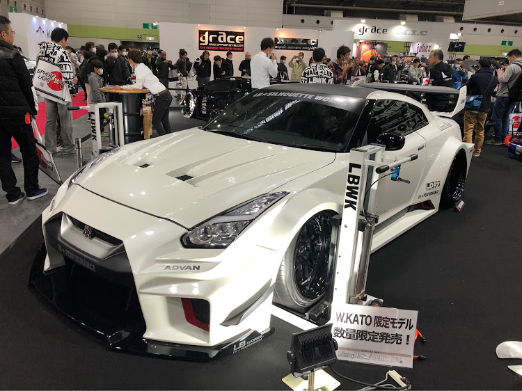 ジムニーのオートメッセ2020・スーパーカー・オーバーフェンダー・四駆・カスタムに関するカスタム事例の投稿画像4枚目