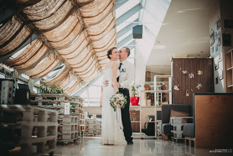 Fotógrafo de casamento Maksim Zinchenko (mzinchenko). Foto de 4 de agosto 2016