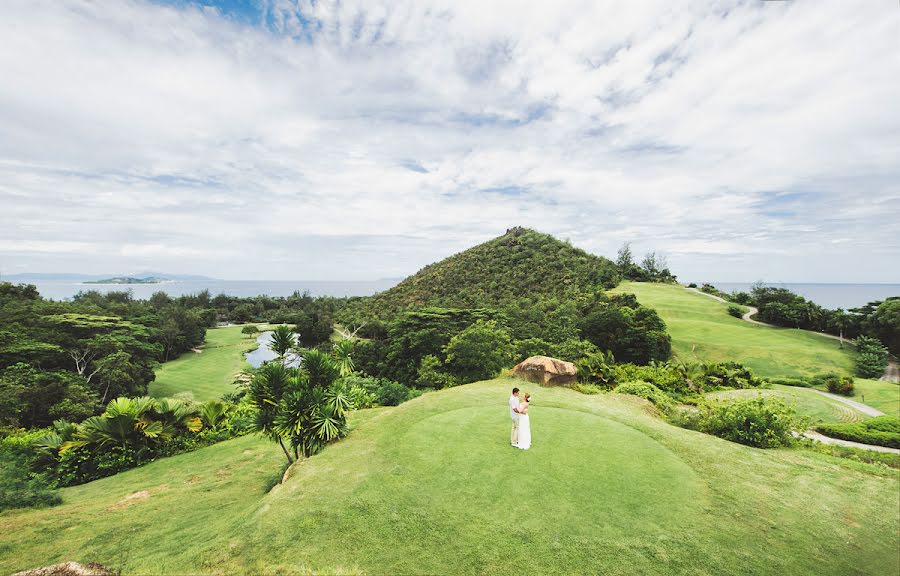 Wedding photographer Denis Komarov (komaroff). Photo of 15 September 2014