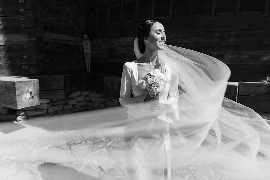 Wedding photographer Nikolae Grati (gnicolae). Photo of 3 October 2023