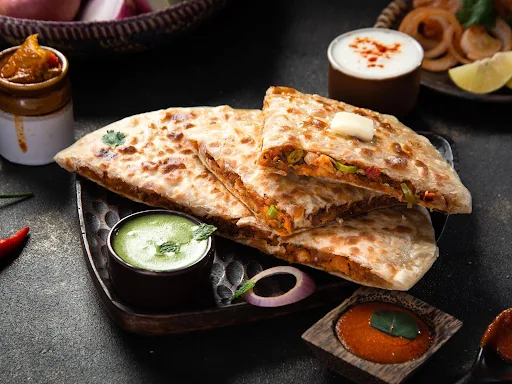 Chicken Kheema Paratha