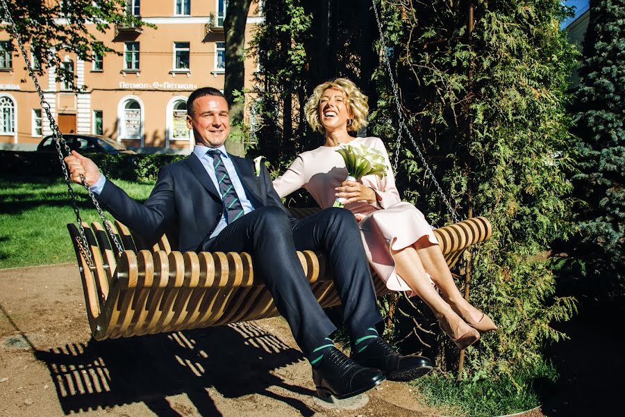 Fotógrafo de casamento Pavel Titov (sborphoto). Foto de 3 de agosto 2017