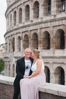 Fotografo di matrimoni Olga Angelucci (olgangelucci). Foto del 21 febbraio 2022