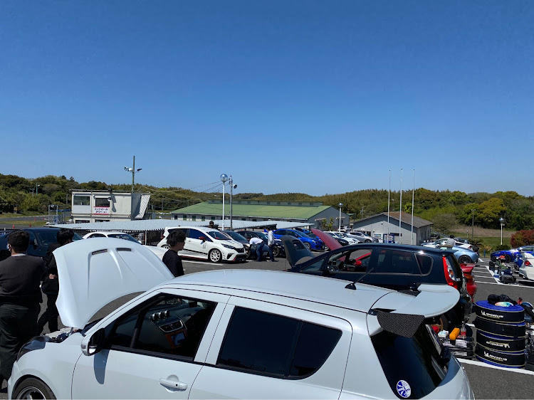 スイフトスポーツの美浜サーキット・スイフト・愛知県・サーキット走行・南知多に関するカスタム事例の投稿画像6枚目
