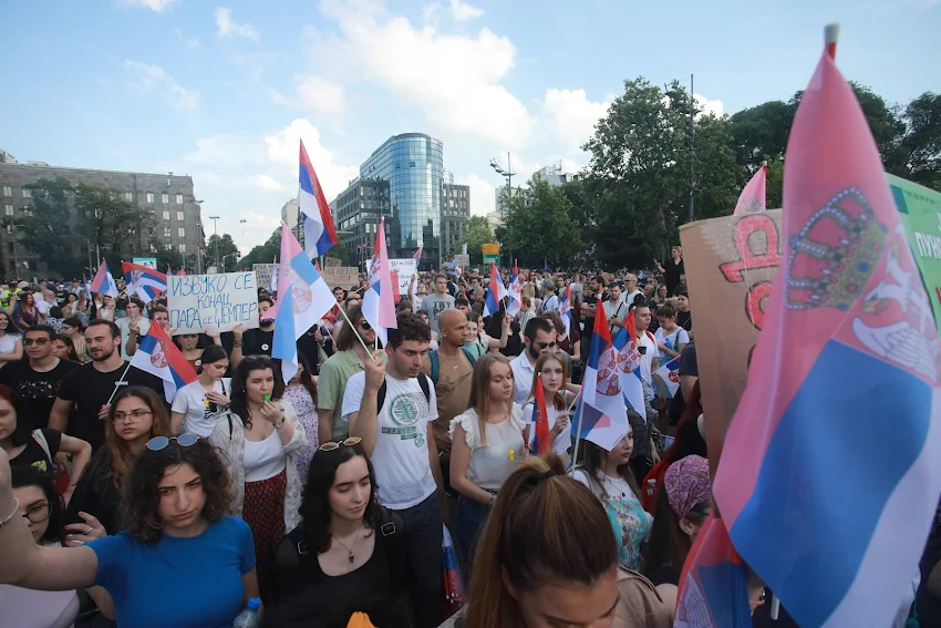 Završen protest Srbija protiv nasilja, saobraćaj uspostavljen