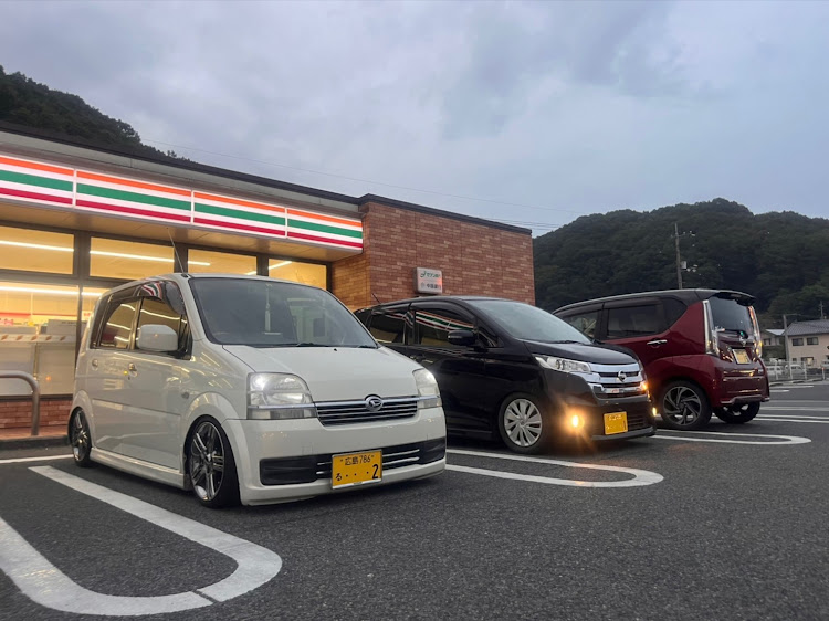 デイズの低そうで低くない少し低い車・SecretUnion・みんなすきに関するカスタム事例の投稿画像1枚目