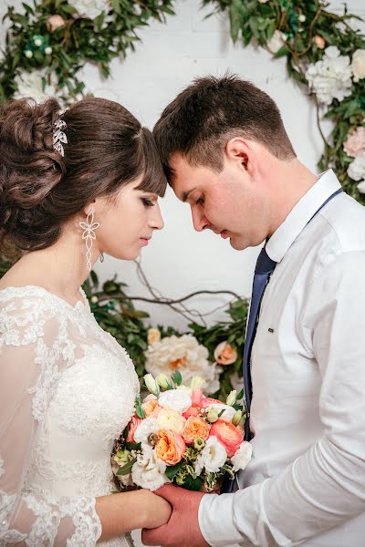 Wedding photographer Tatyana Napizheva (tatinapizheva). Photo of 11 May 2017