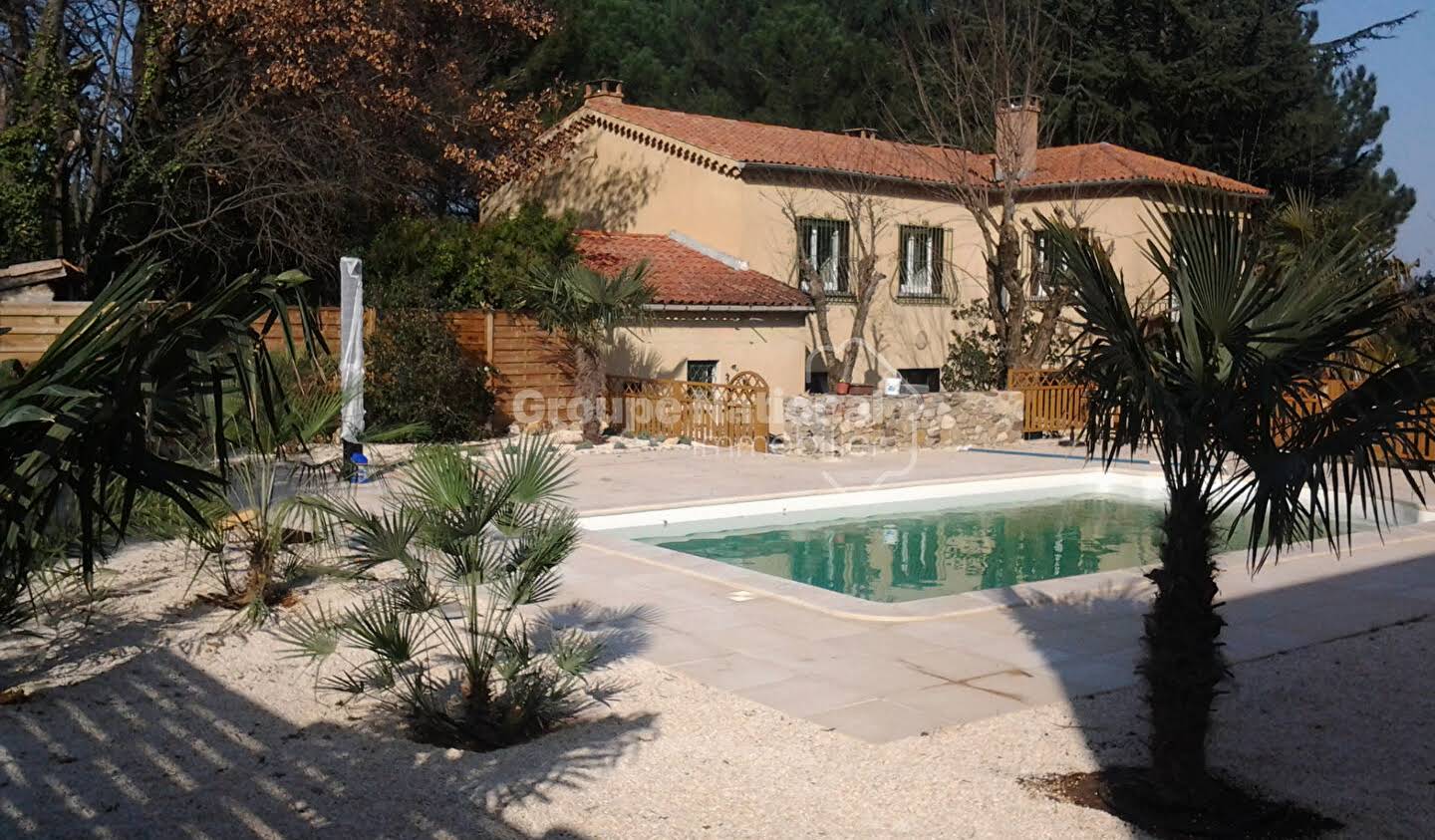 House with terrace Bagnols-sur-ceze